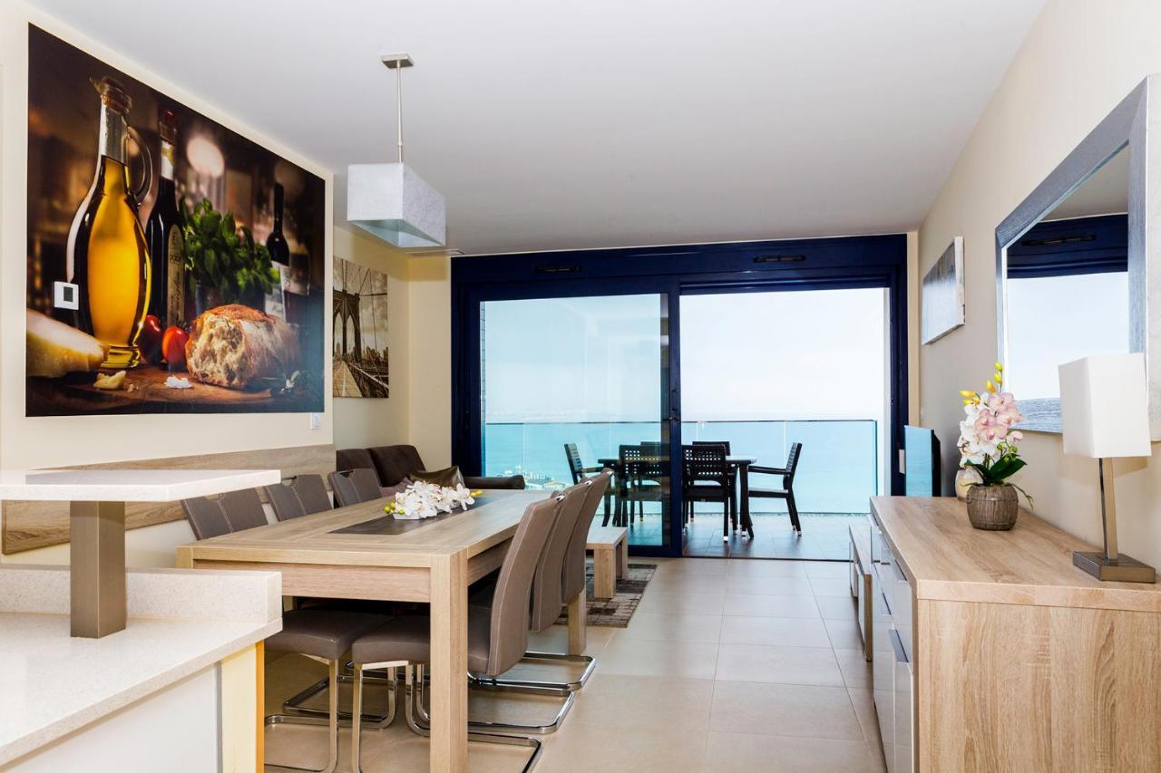 Apartamento Sea Senses Victoria Frente Al Mar Torrevieja Exterior photo