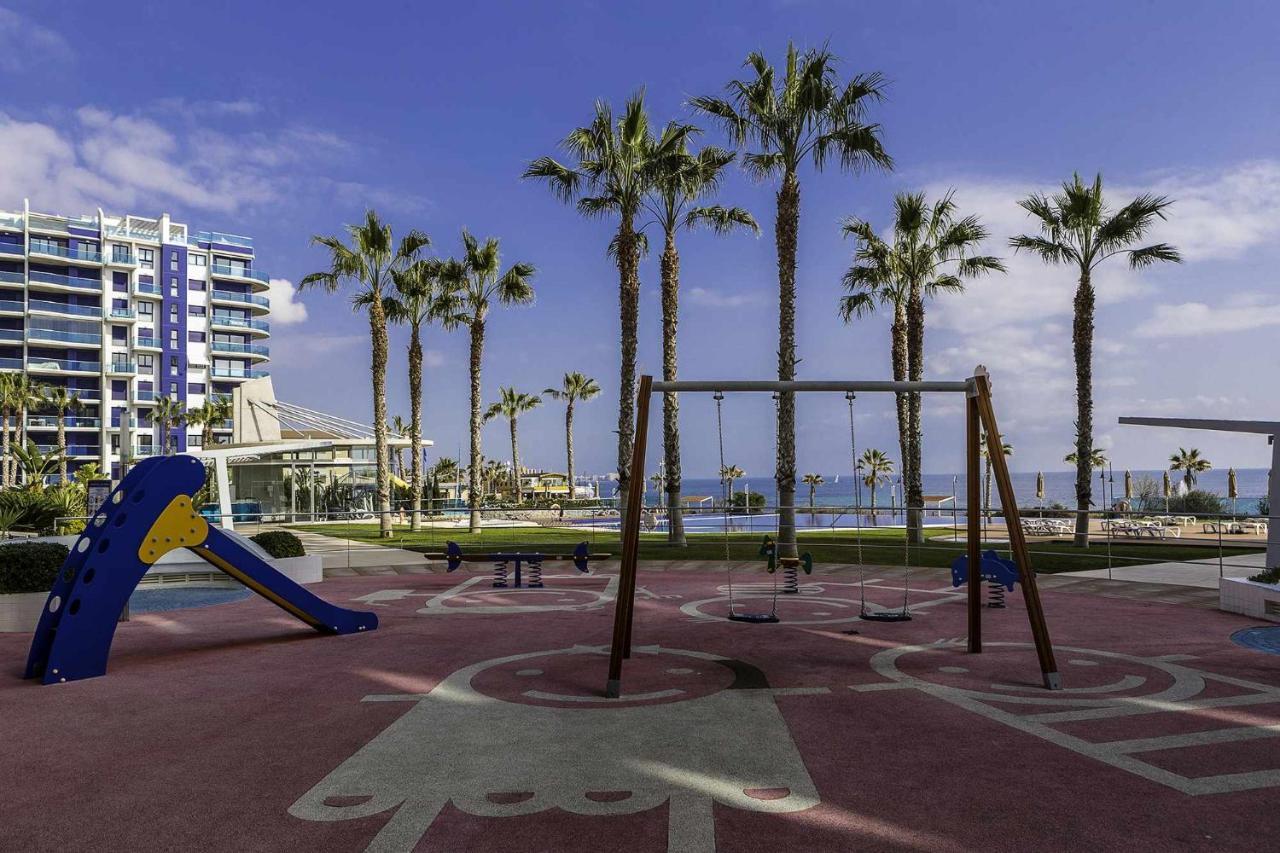 Apartamento Sea Senses Victoria Frente Al Mar Torrevieja Exterior photo