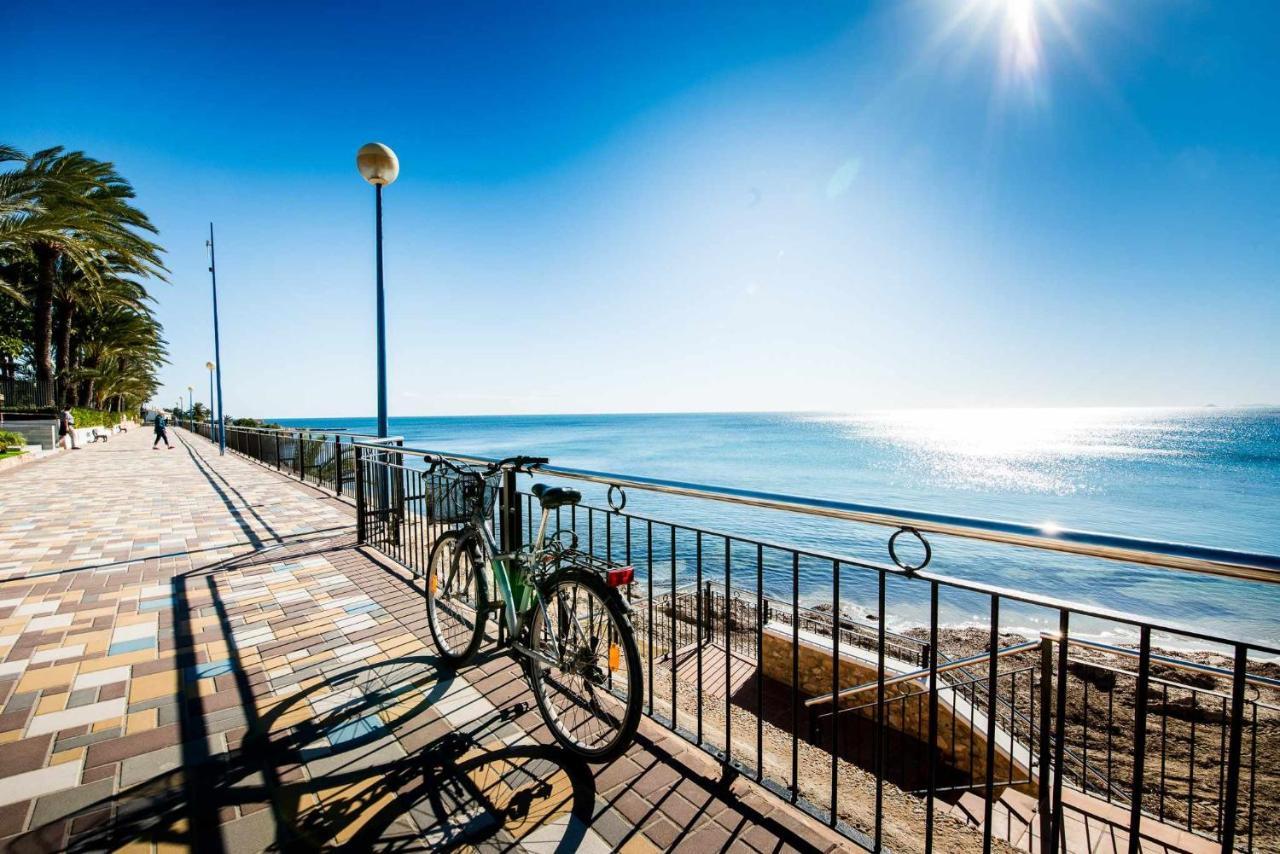 Apartamento Sea Senses Victoria Frente Al Mar Torrevieja Exterior photo